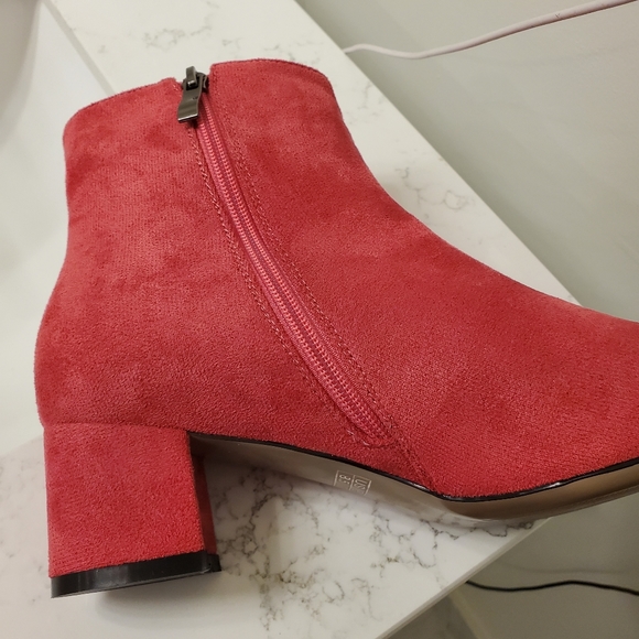 Women Chunky Block Mid High Heel Boots - Picture 2 of 5